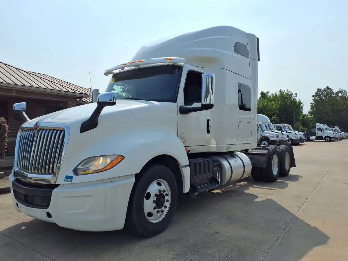 2019 International LT