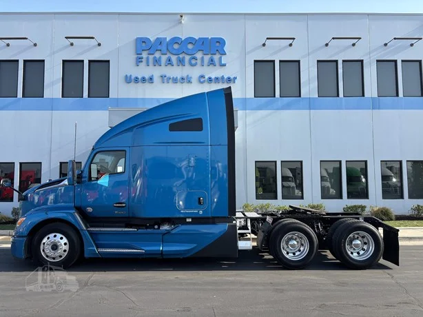 2023 Kenworth T680 in Salt Lake City, UT — photo 8
