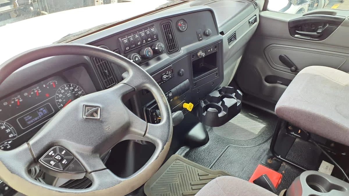 2020 International MV in Bolingbrook, IL — photo 7