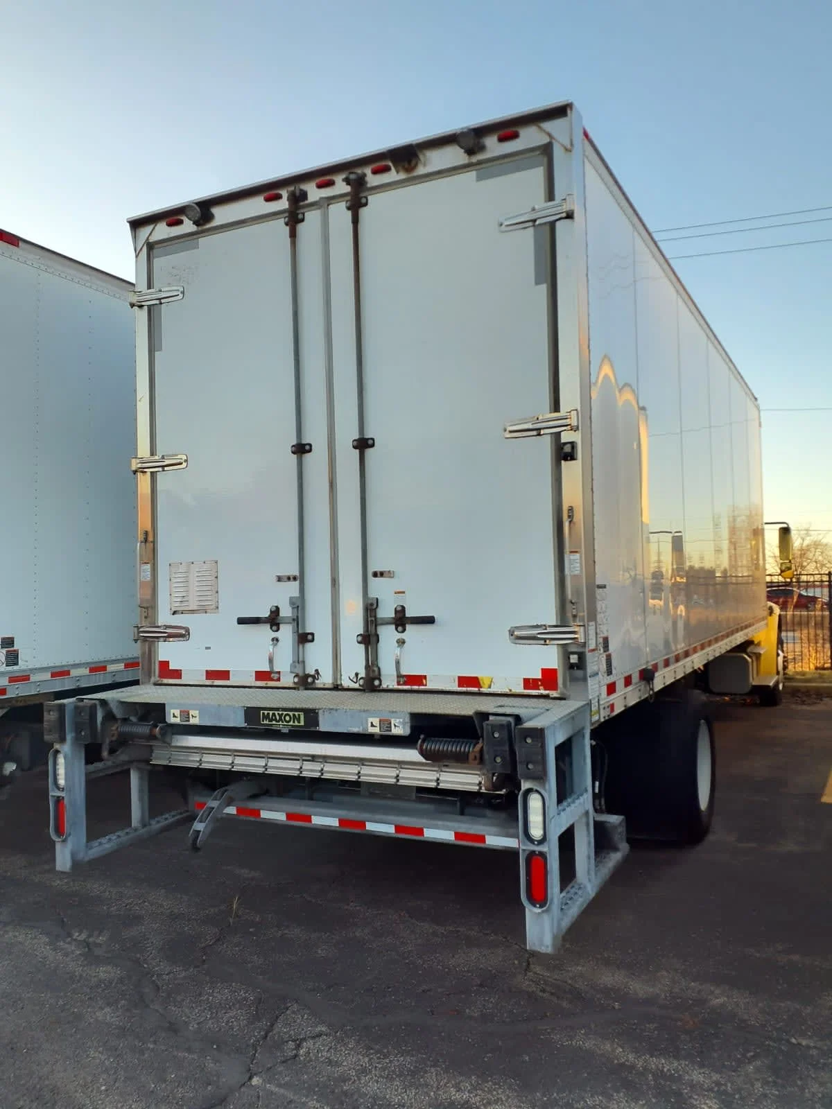 2016 Freightliner M2 106 in Bolingbrook, IL — photo 4
