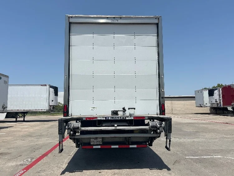 2022 Freightliner eM2 in Dallas, TX — photo 7