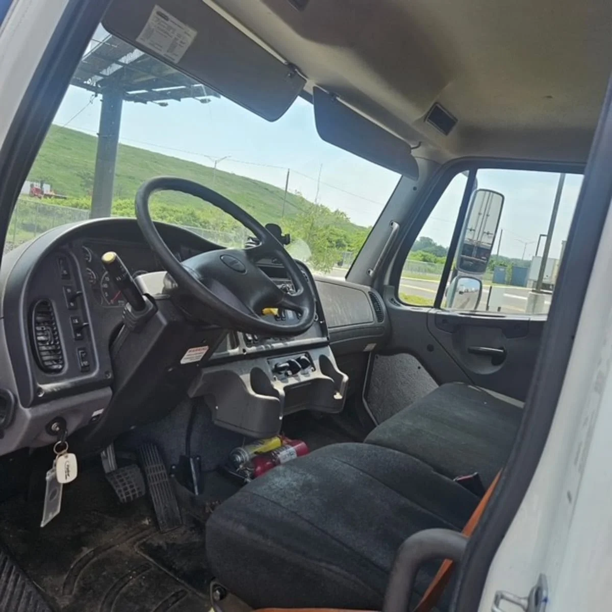 2020 Freightliner M2 106 in Springfield, MA — photo 10