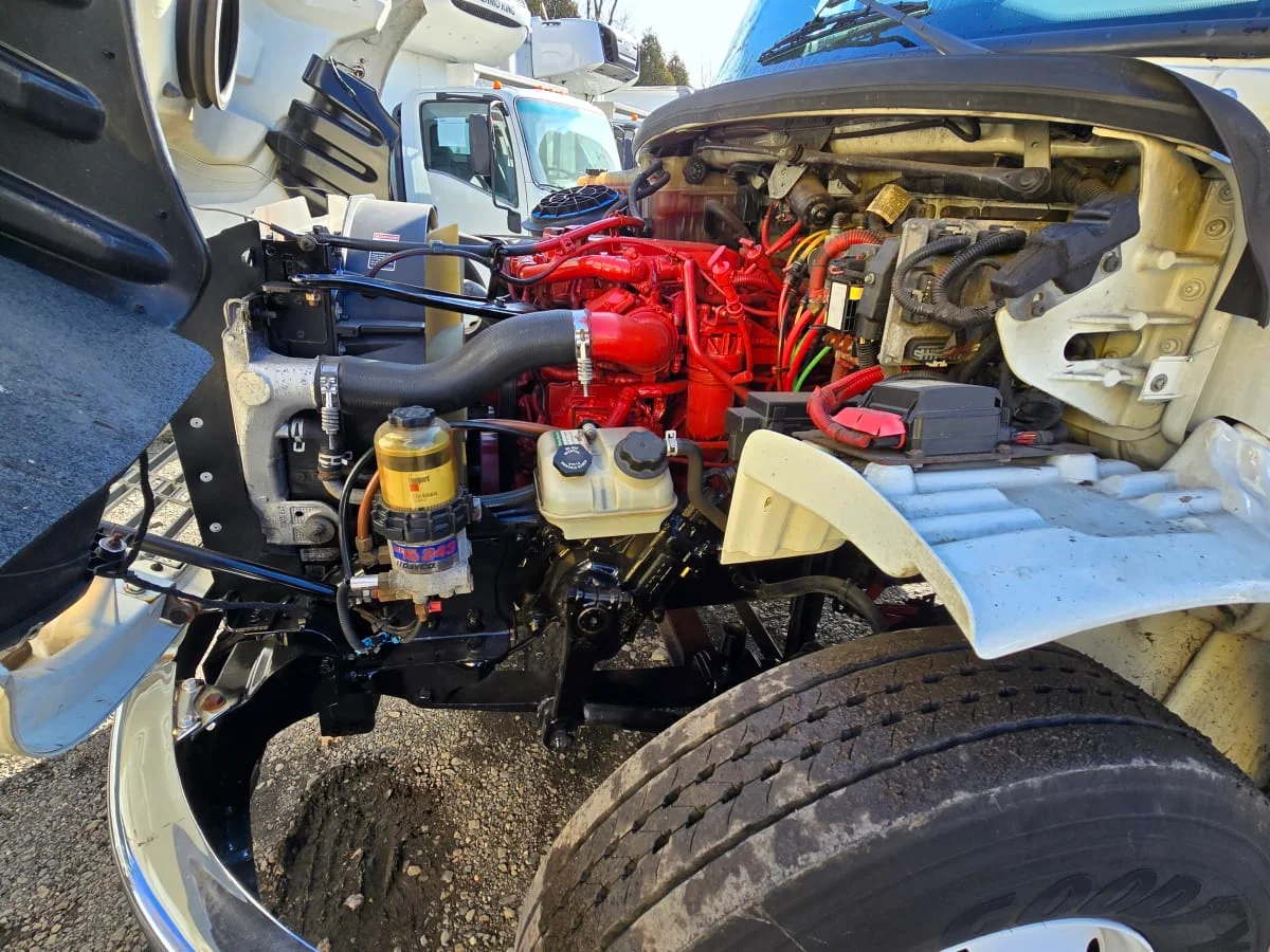 2017 Freightliner M2 106 - image 9