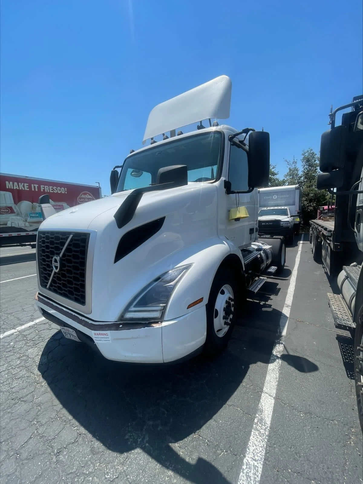 2019 Volvo VNR 660