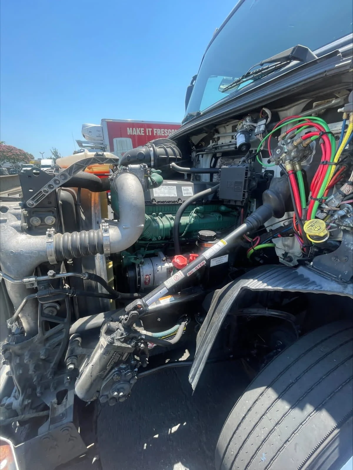 2019 Volvo VNR 660 in West Sacramento, CA — photo 8