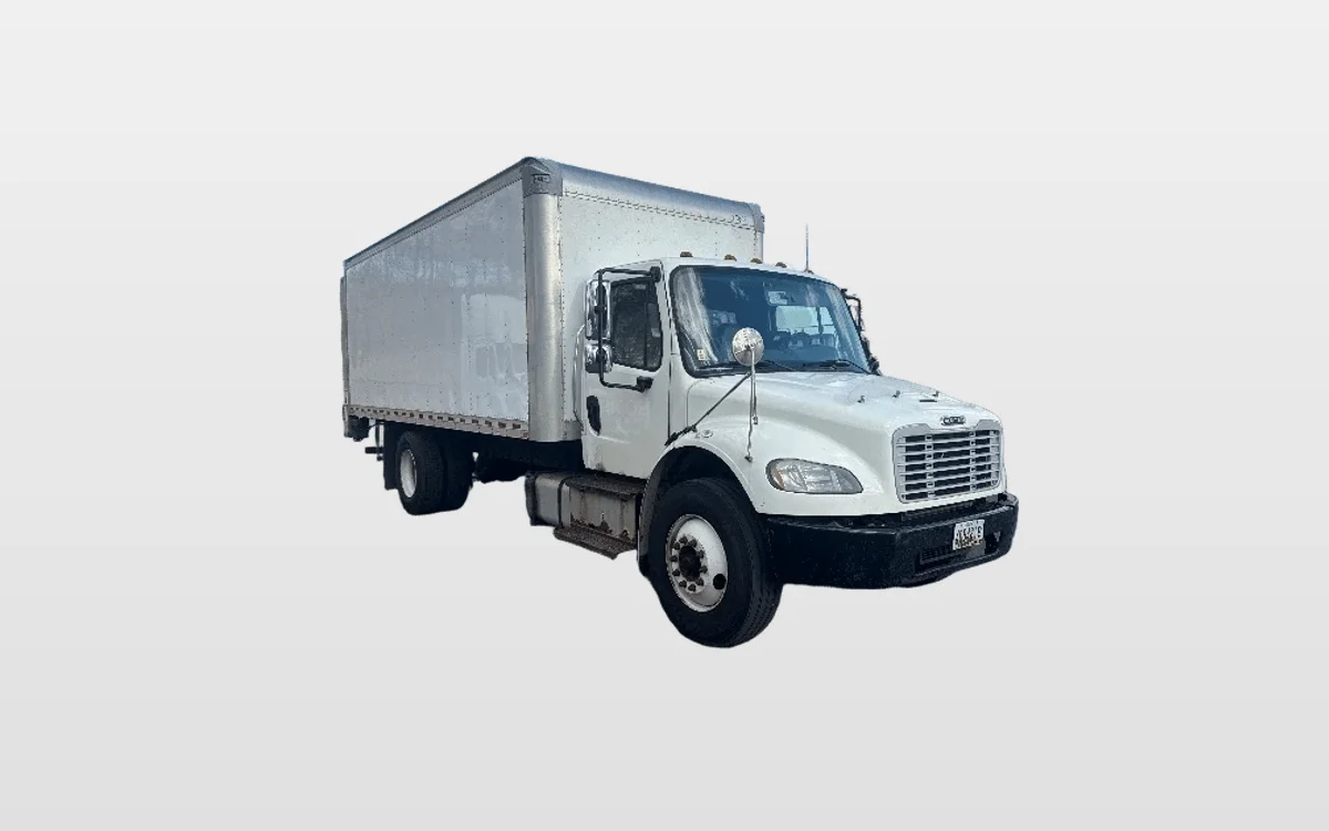 2017 Freightliner M2 106 - image 1