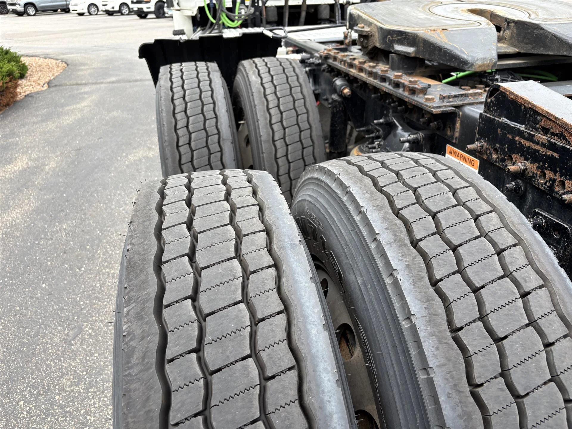 2023 Freightliner Cascadia in Inver Grove Heights, MN — photo 11