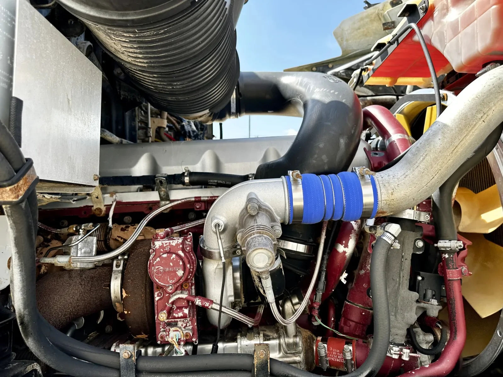 2012 Mack Pinnacle in Hutchins, TX — photo 12
