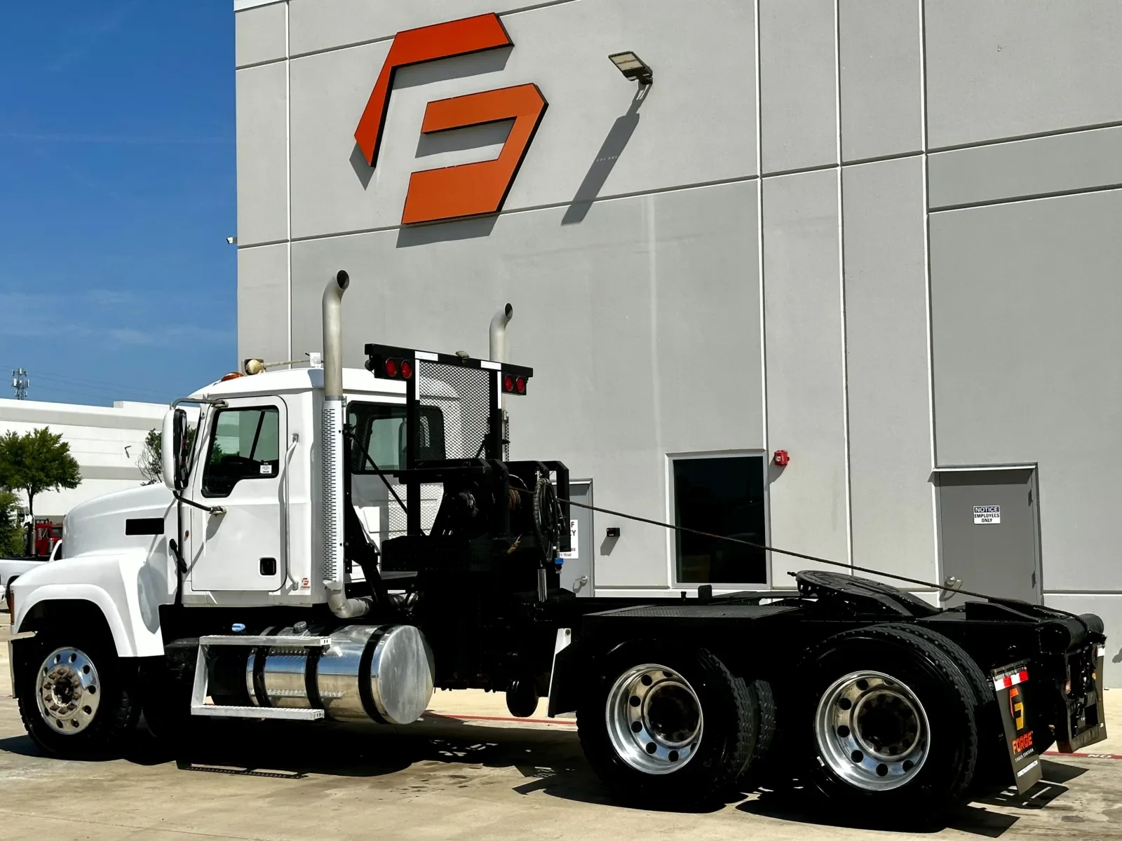 2012 Mack Pinnacle in Hutchins, TX — photo 6