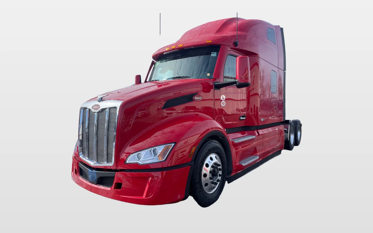 2027 PETERBILT 579 - image 1