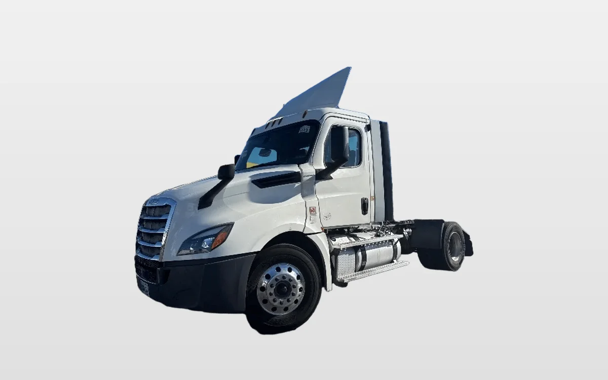 2019 Freightliner - image 1