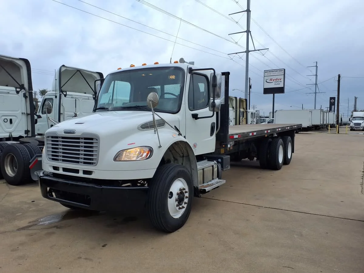 2018 Freightliner M2 106 in Houston, TX