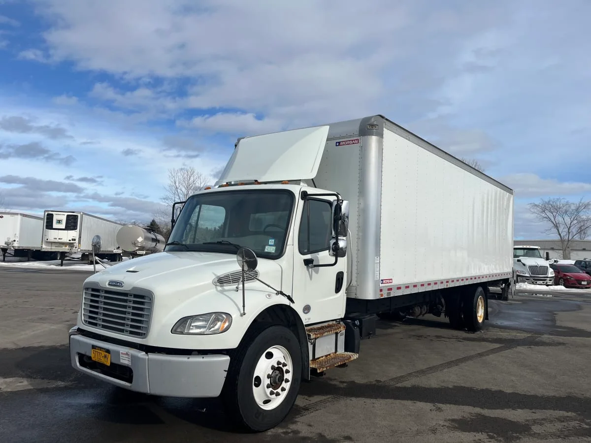 2020 Freightliner M2 106 - image 3