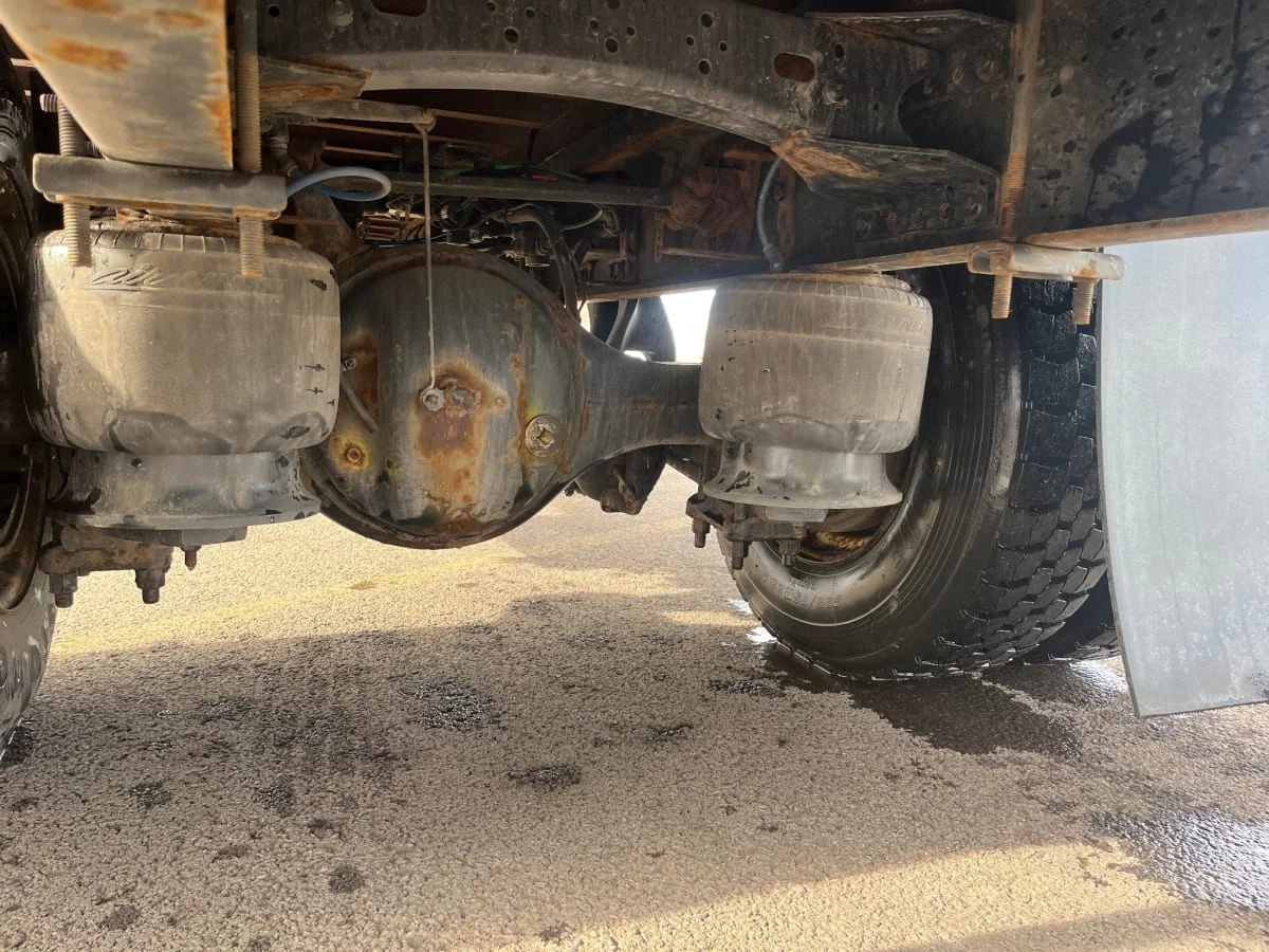 2020 Freightliner M2 106 - image 9