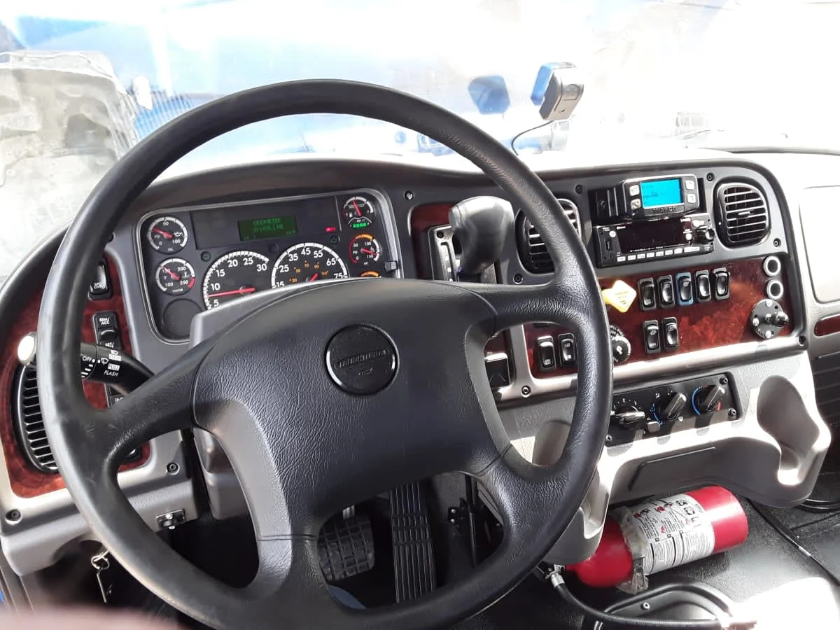 2022 Freightliner M2 106 - image 7