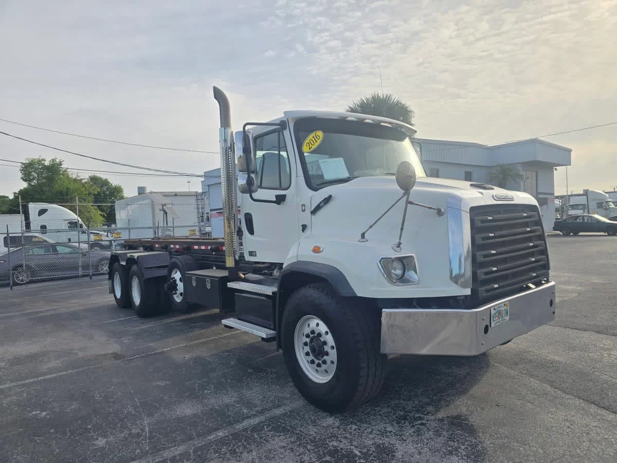 2016 Freightliner 114SD in Tampa, FL