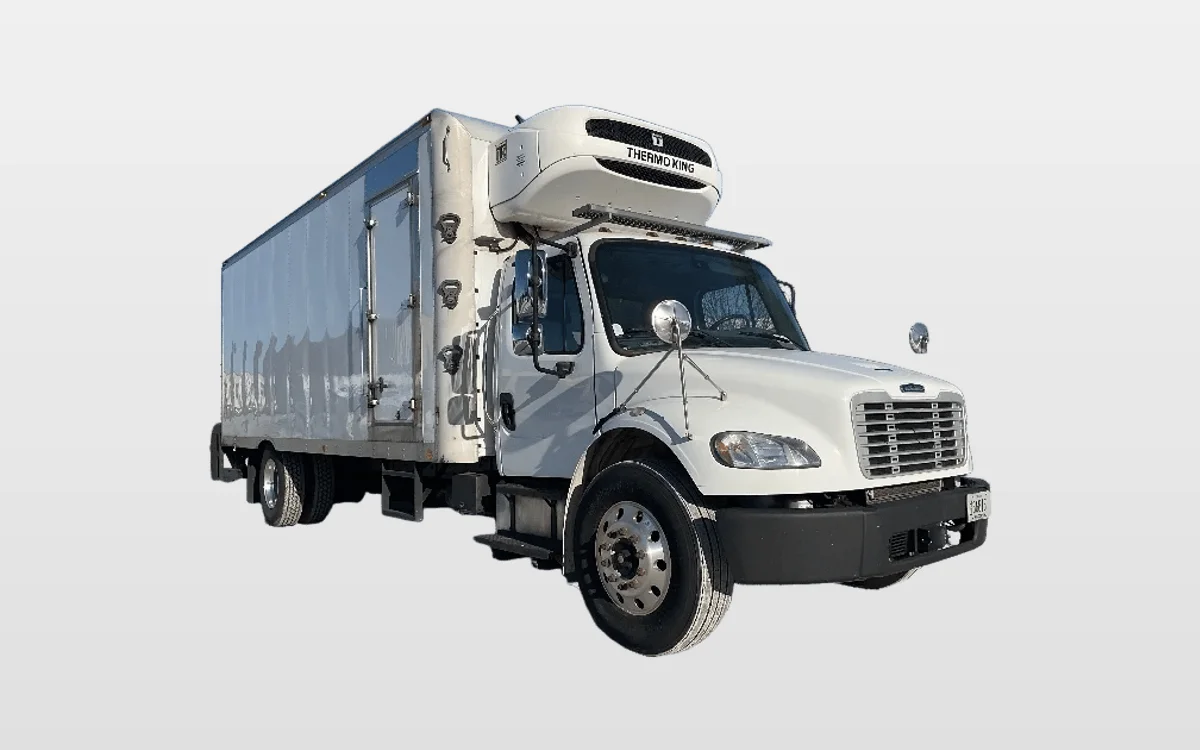 2016 Freightliner M2 106 - image 1