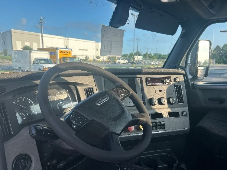 2019 Freightliner Cascadia in Nashville (Mount Juliet), TN — photo 10