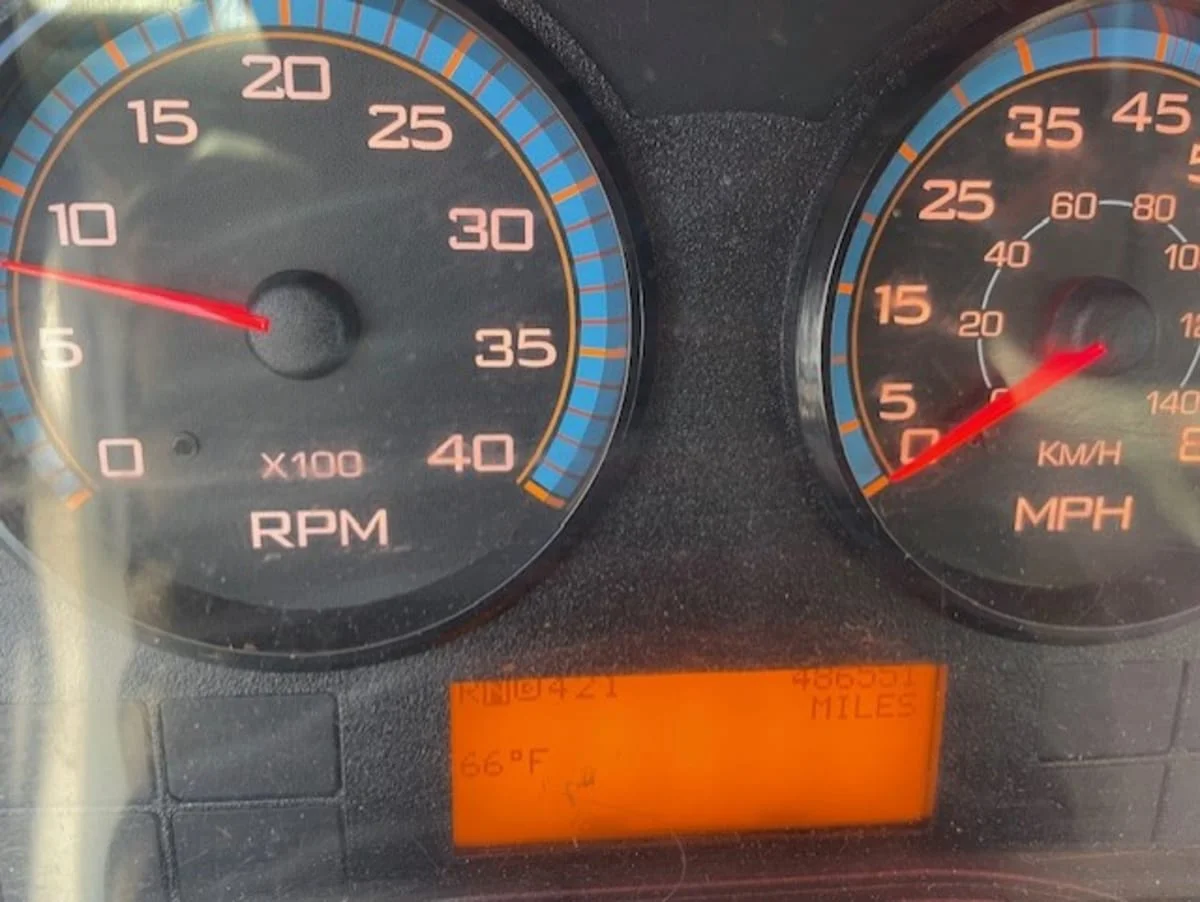 2018 International 4300 - image 10