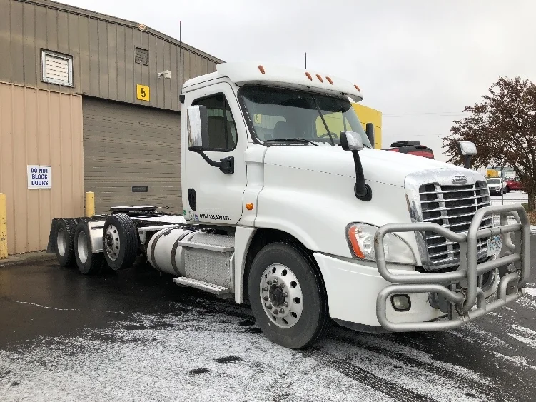 2017 Freightliner Cascadia in Spokane Valley, WA