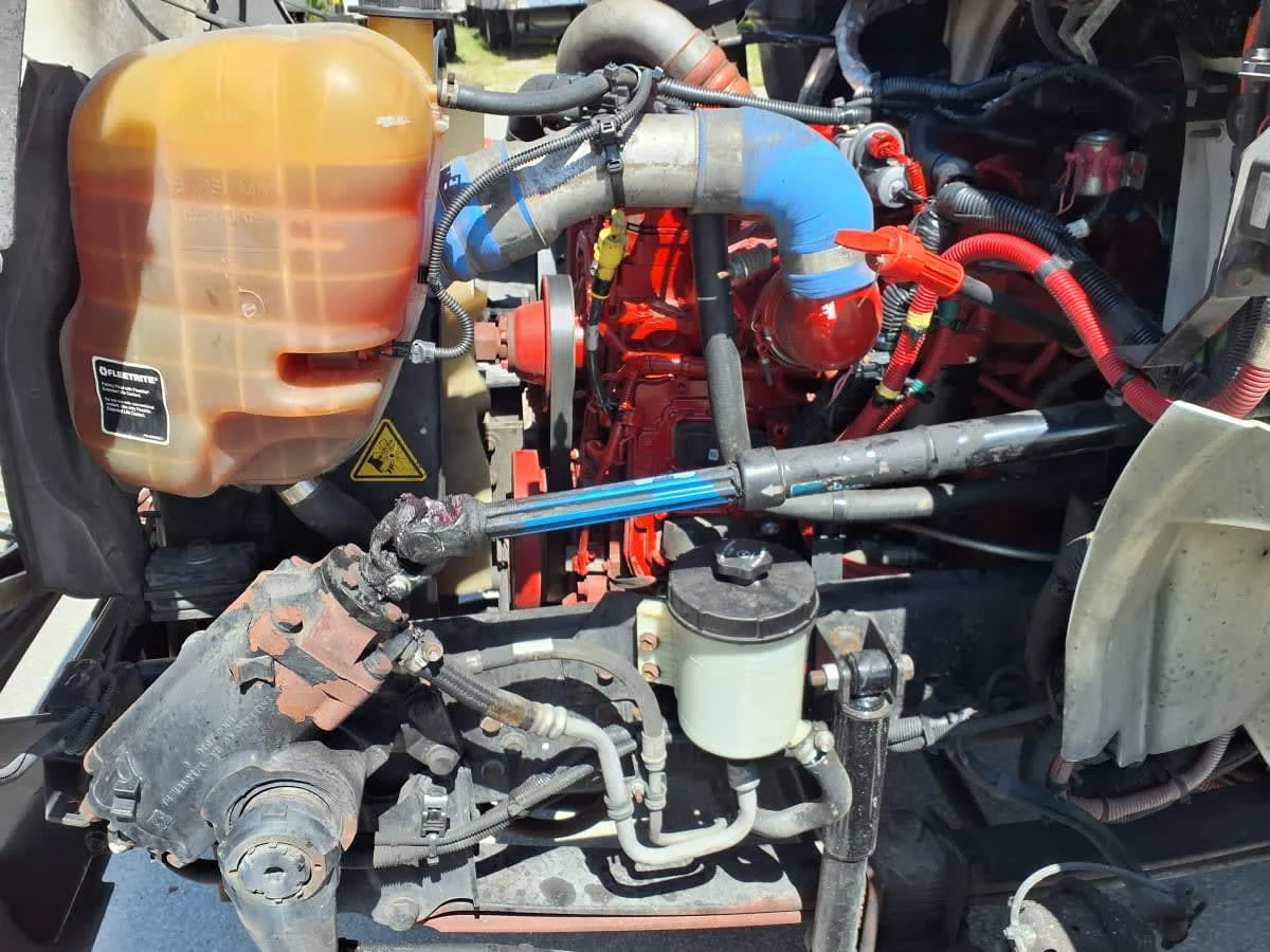 2019 International 4300 in Davie, FL — photo 9
