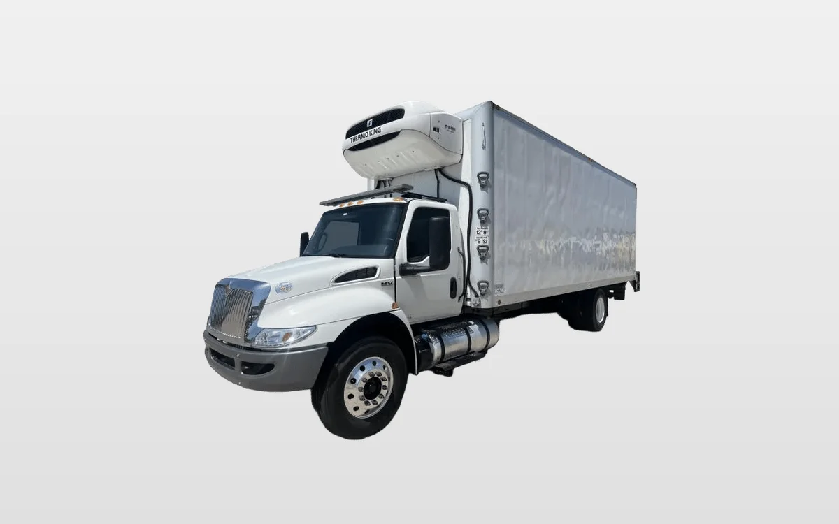 2020 International MV - image 1