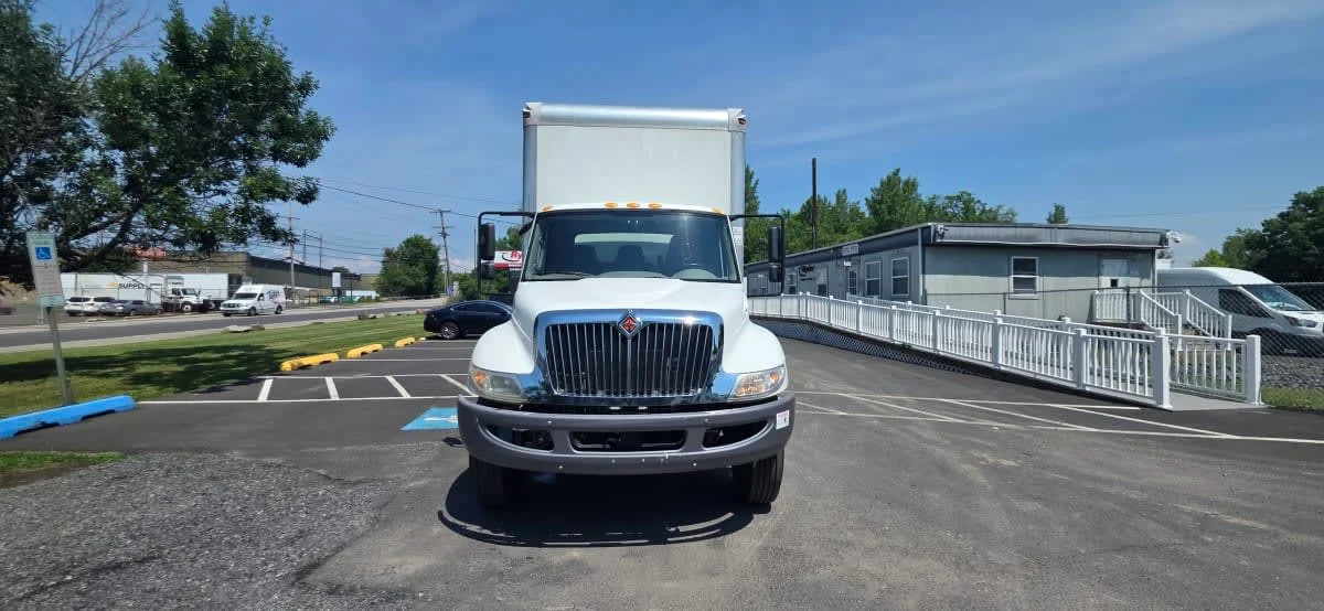 2019 International 4300 in Bensalem, PA — photo 2