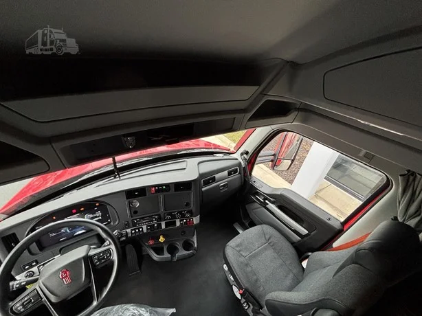 2023 Kenworth T680 - image 14