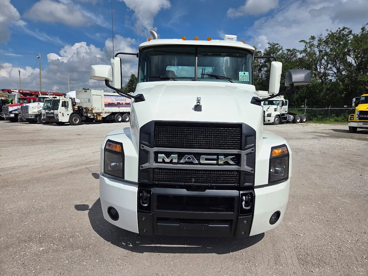 2020 Mack Anthem in Tampa, FL — photo 2