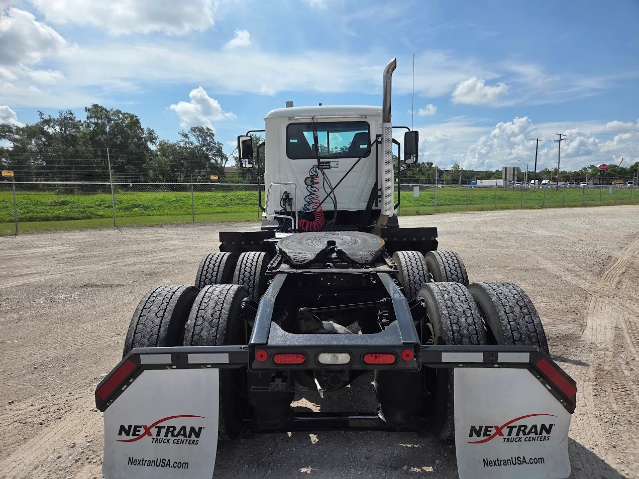 2020 Mack Anthem in Tampa, FL — photo 7