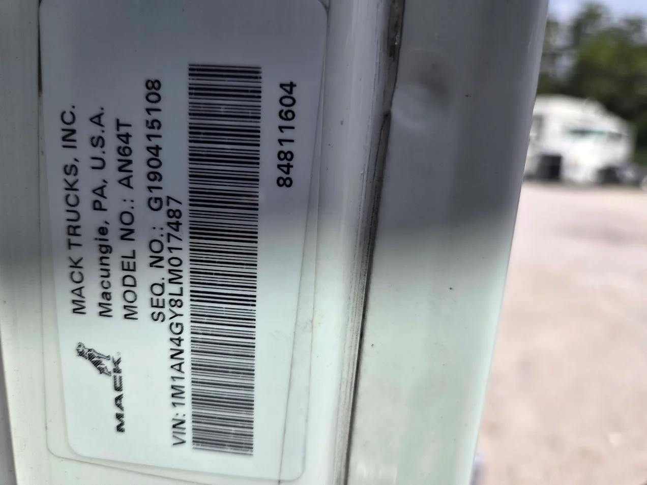 2020 Mack Anthem in Tampa, FL — photo 12