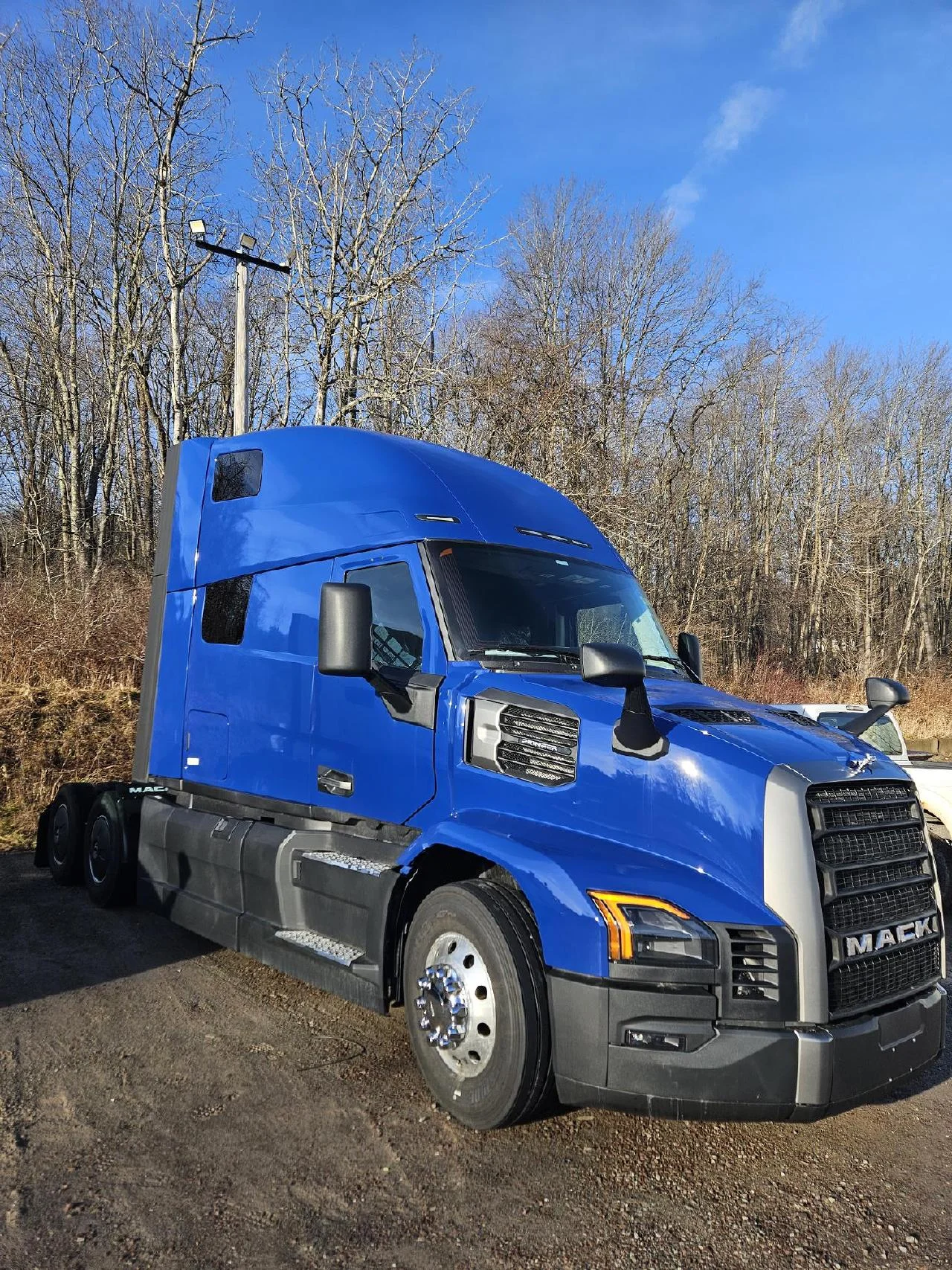 2026 Mack Pinnacle in Somerset, PA — photo 2
