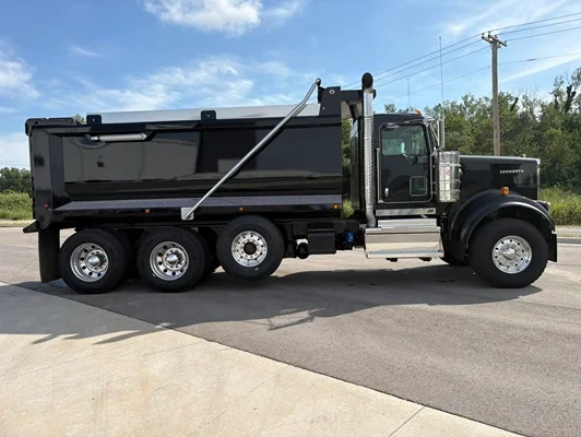 2027 Kenworth W900 in Kansas City, MO — photo 11