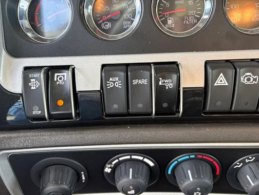 2027 Kenworth W900 in Kansas City, MO — photo 33