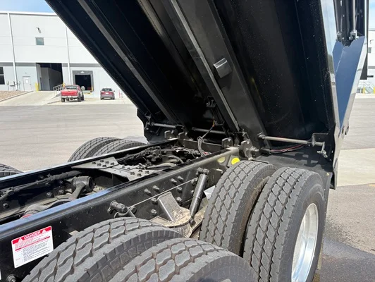2027 Kenworth W900 in Kansas City, MO — photo 17