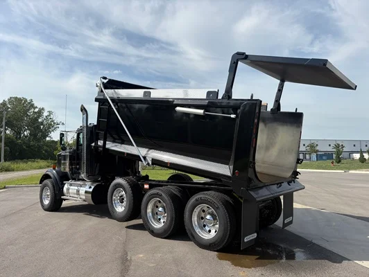 2027 Kenworth W900 in Kansas City, MO — photo 12