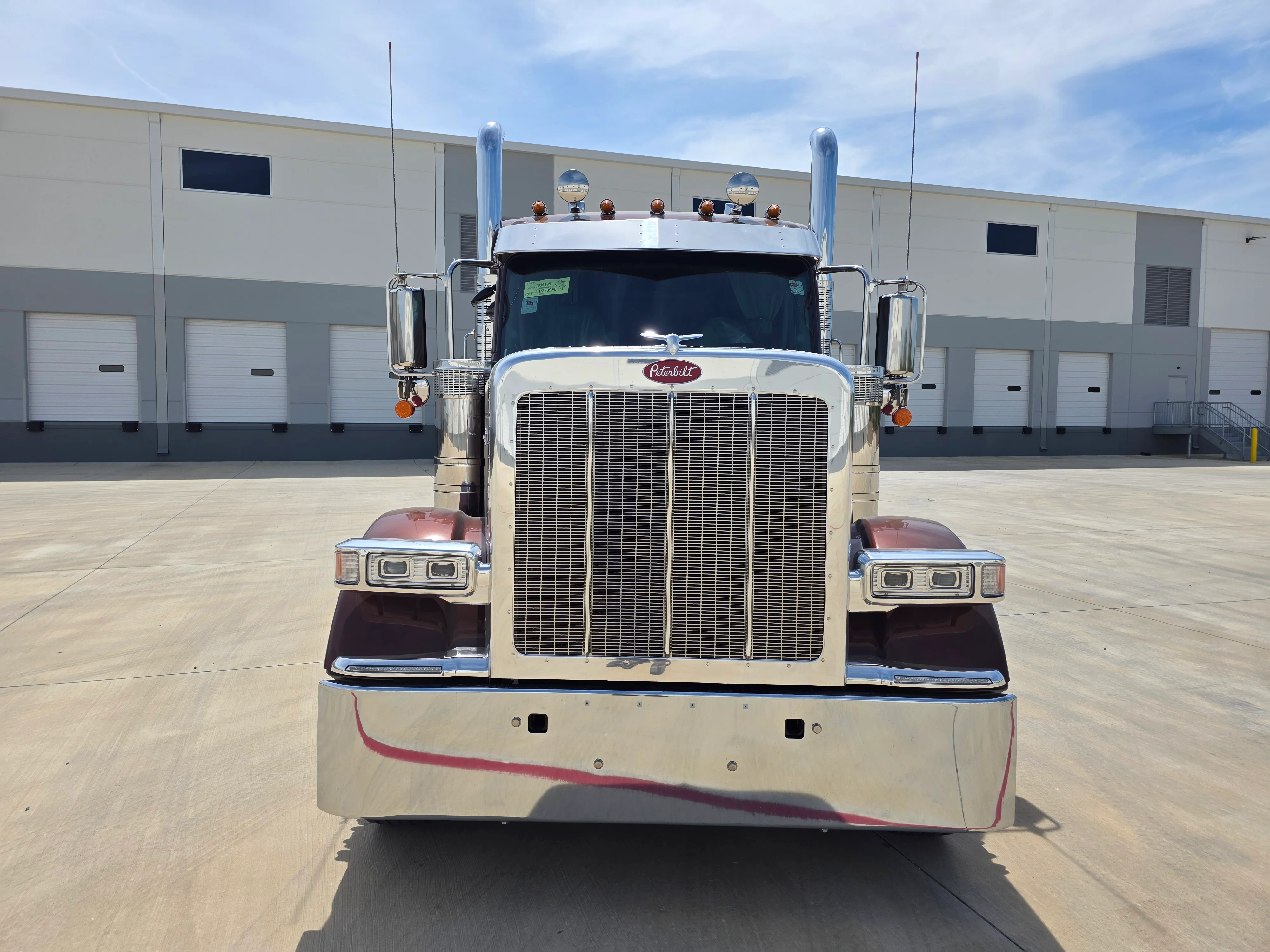 2027 Peterbilt 589 in Cincinnati, OH — photo 8