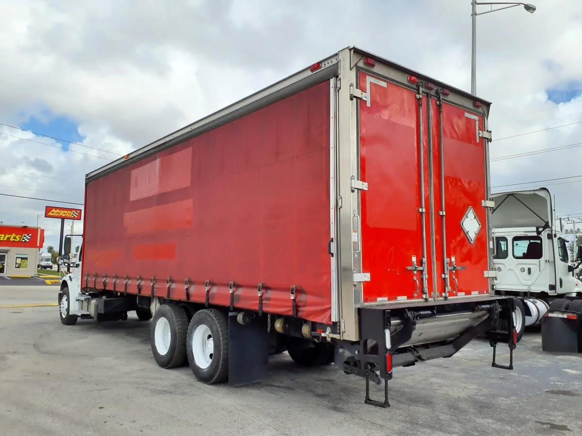 2020 Freightliner M2 106 - image 6