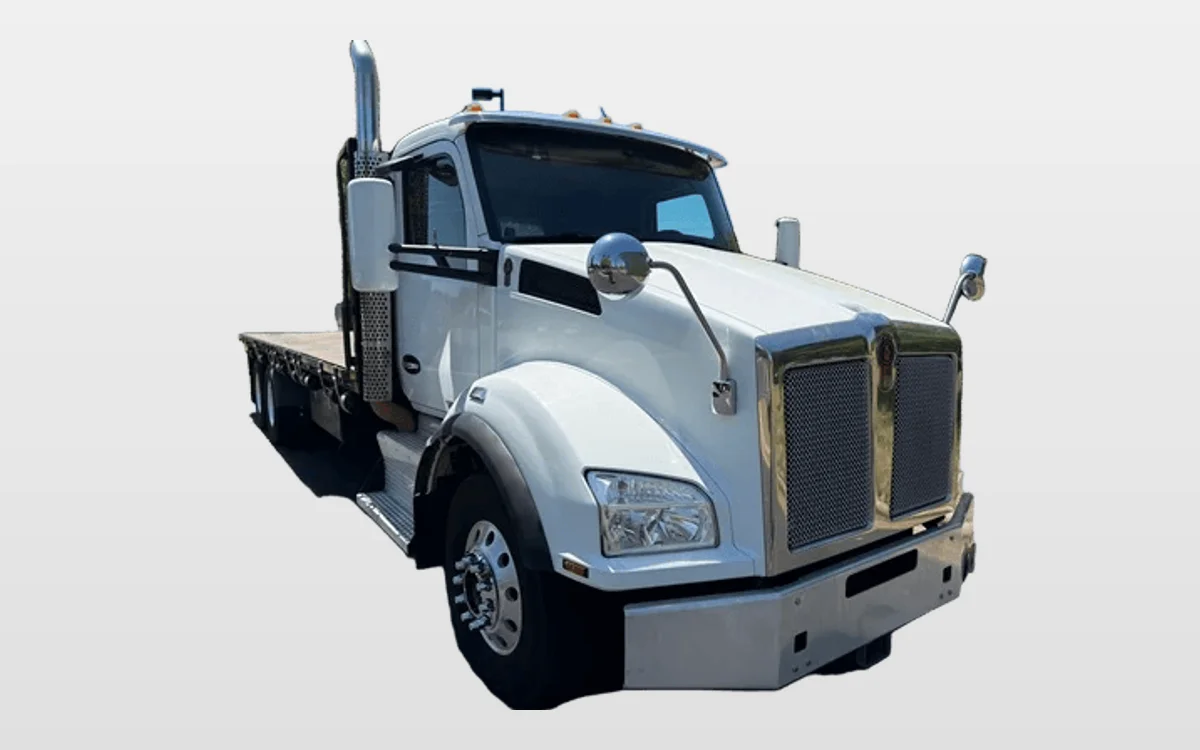 2017 Kenworth T880 - image 1