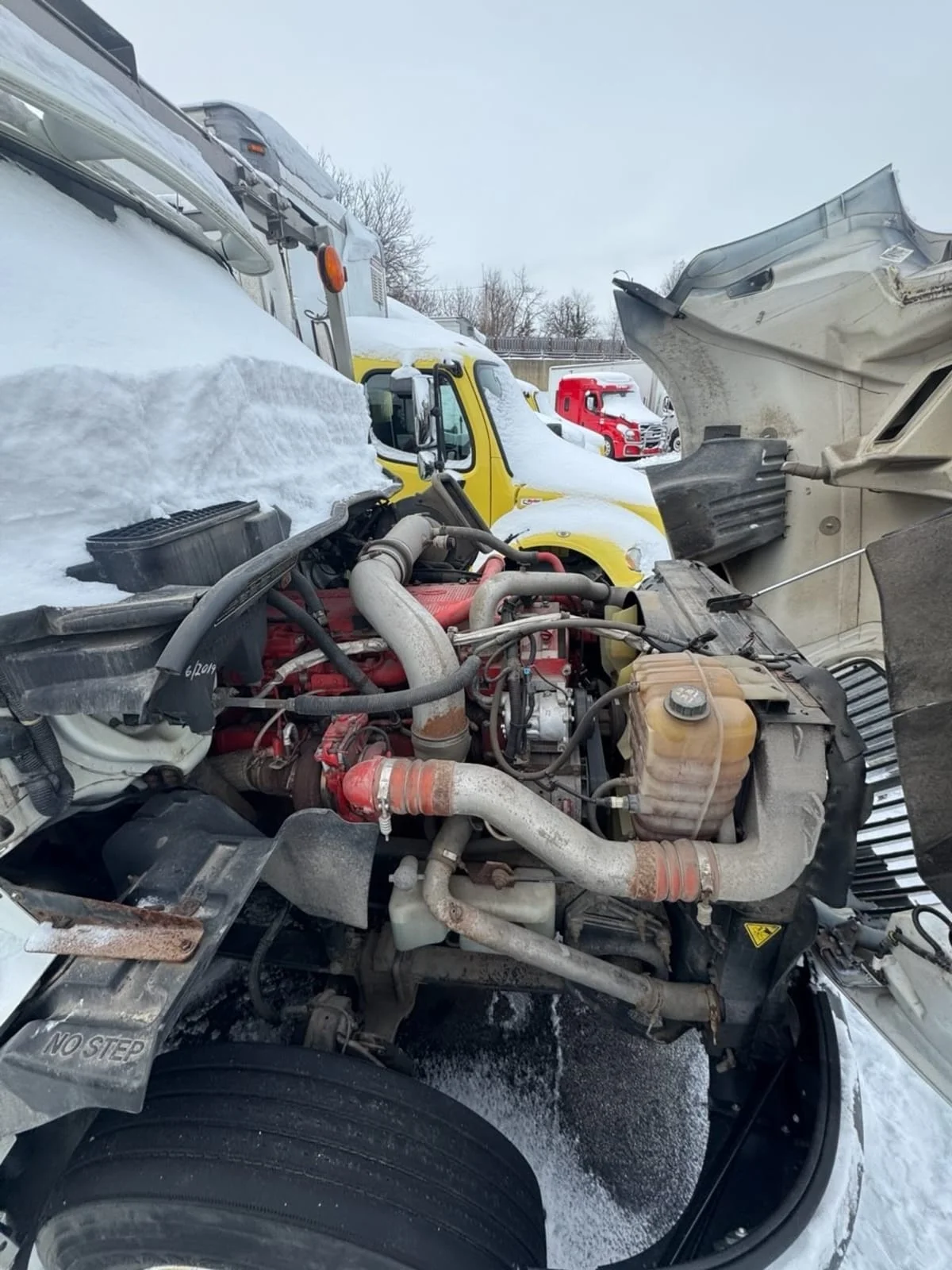 2016 International ProStar - image 8