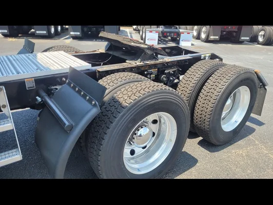 2022 Peterbilt 579 in Memphis, TN — photo 14