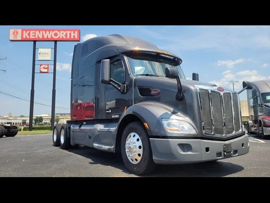 2022 Peterbilt 579