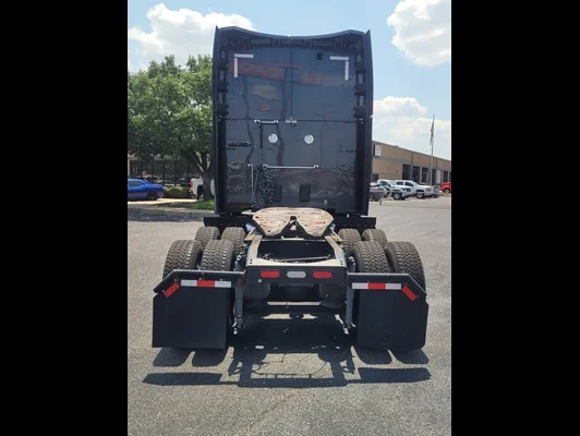 2022 Peterbilt 579 in Memphis, TN — photo 5