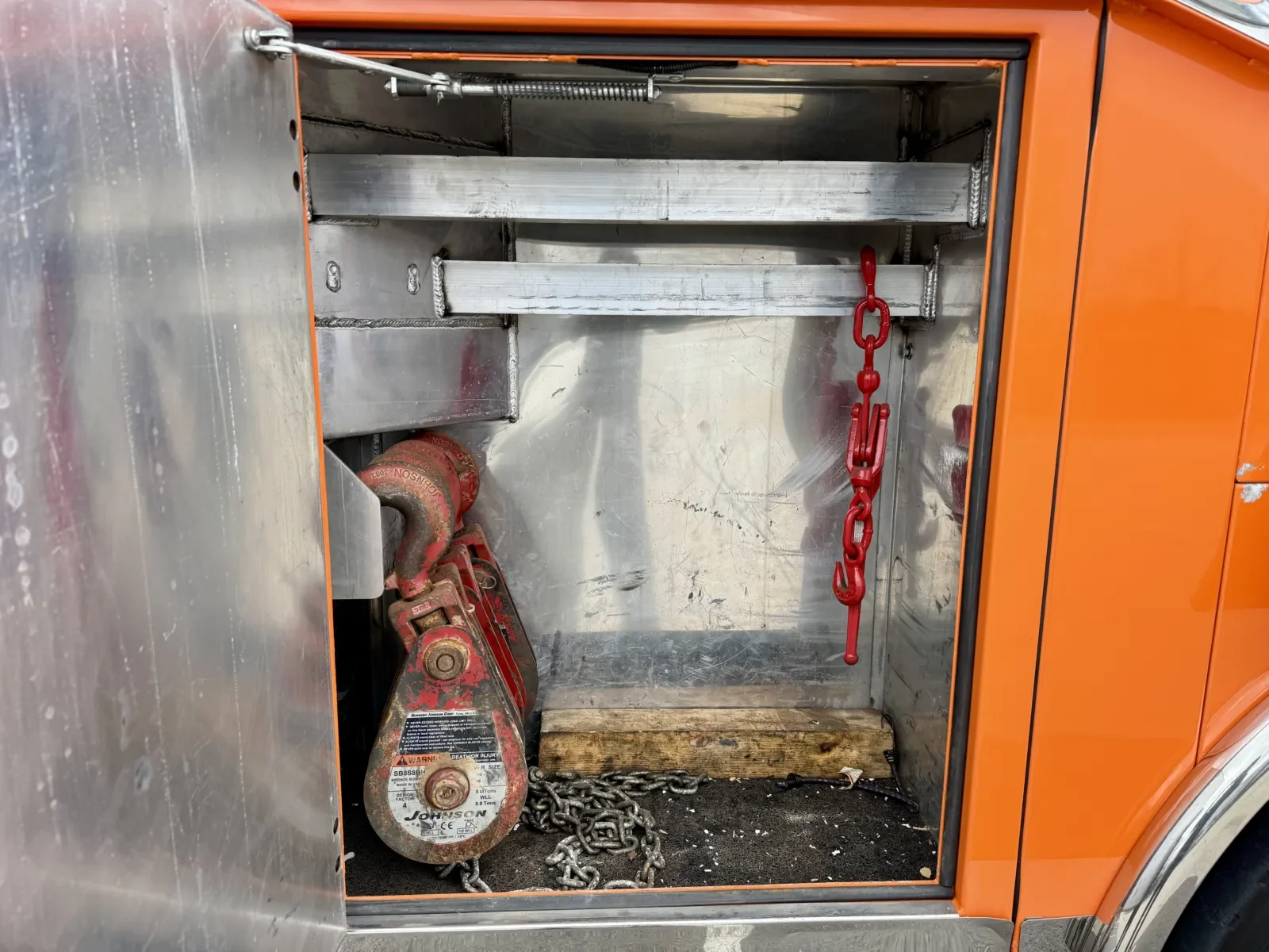 2017 Peterbilt 567 - image 25