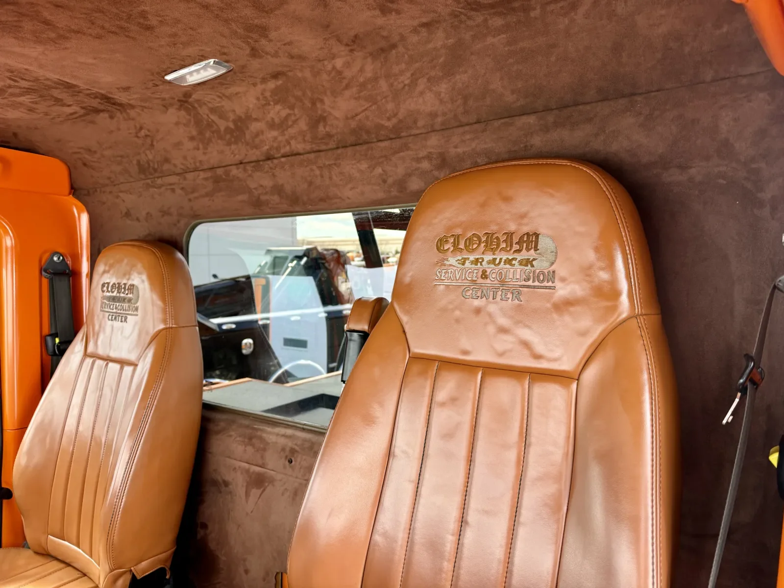 2017 Peterbilt 567 - image 36