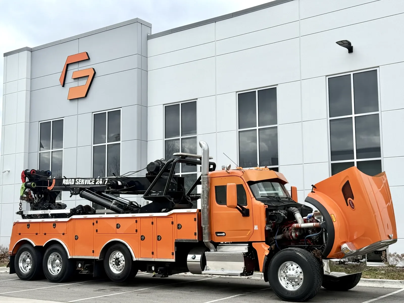 2017 Peterbilt 567 in New Lenox, IL — photo 11