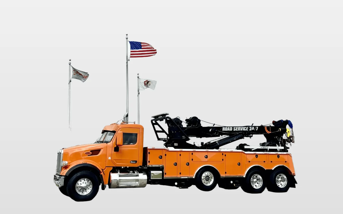 2017 Peterbilt 567 - image 1