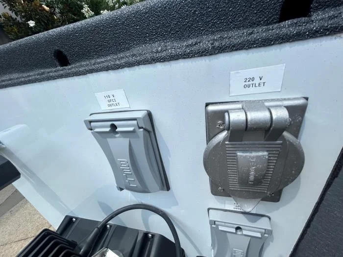 2027 Peterbilt 536 — photo 23
