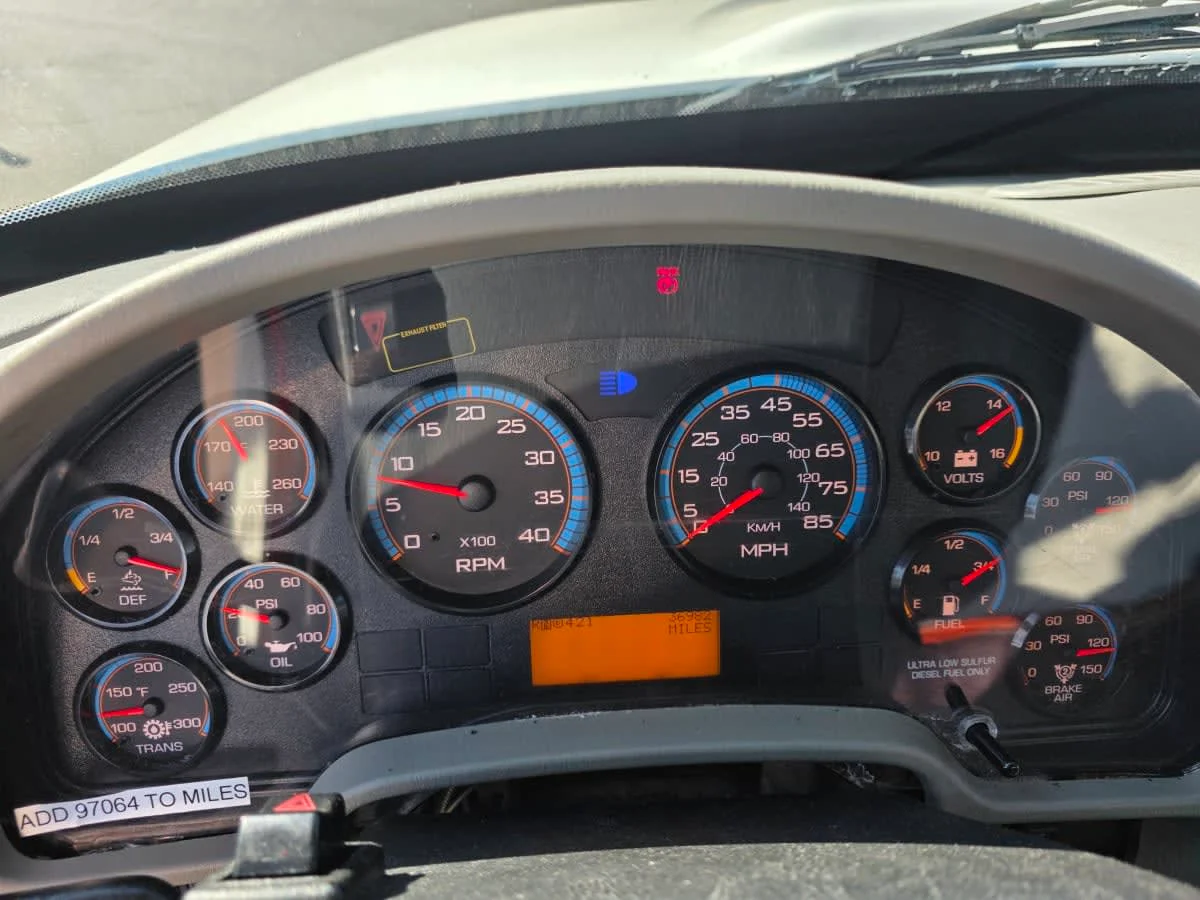 2017 International 4300 in Bensalem, PA — photo 10
