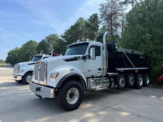 2027 Kenworth T880 in Concord, NC — photo 6